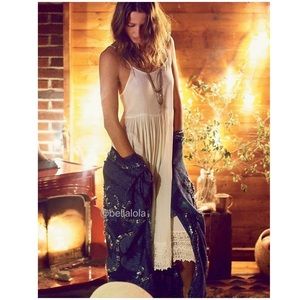 Free People Dresses - ๐ Host Pick๐Free People bohemian crochet dress. Free People Dresses - ๐ Host Pick๐Free People bohemian crochet dress.